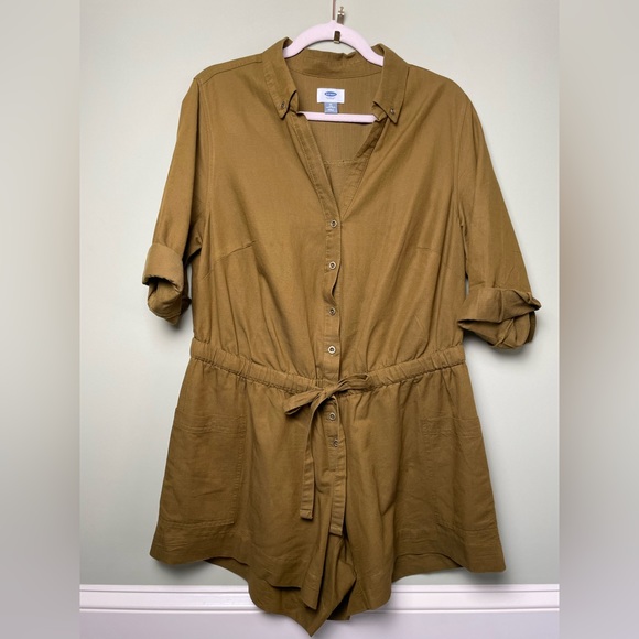 Like New Old Navy Cotton Rompe Adjustable Waist 6” Inseam Brown/Green Plus 1X - Picture 2 of 13